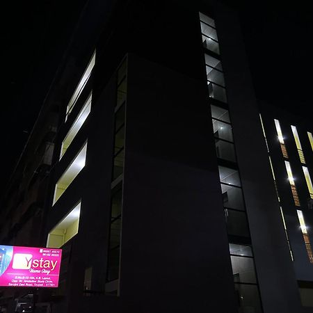 Y Stay Homestay Tirupati Luaran gambar